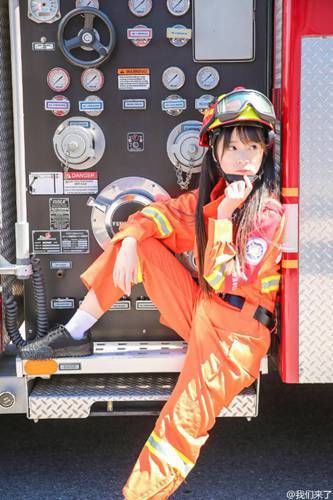 安防女神1